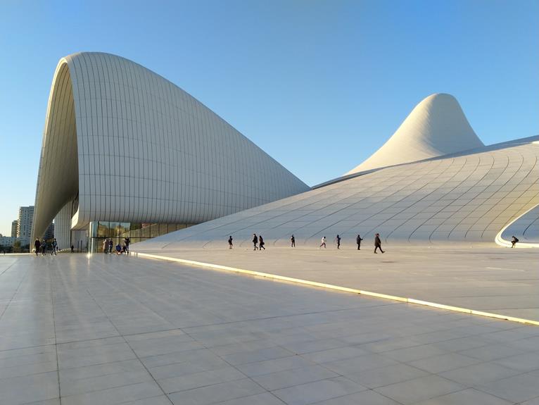 Navigating Cultural Norms: Essential Tips for Global Travelers